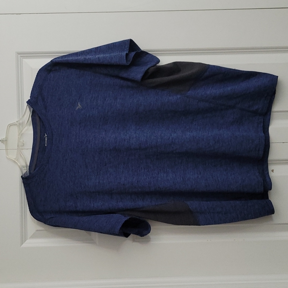 Mens athletic shirt